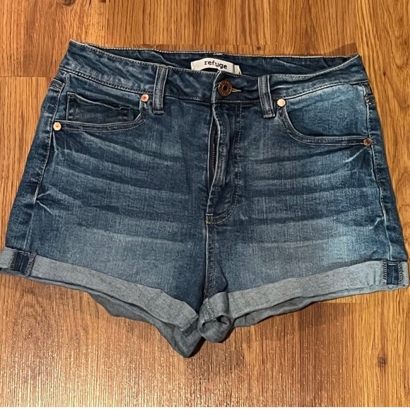 BUNDLE of 6 denim shorts - Picture 4 of 6